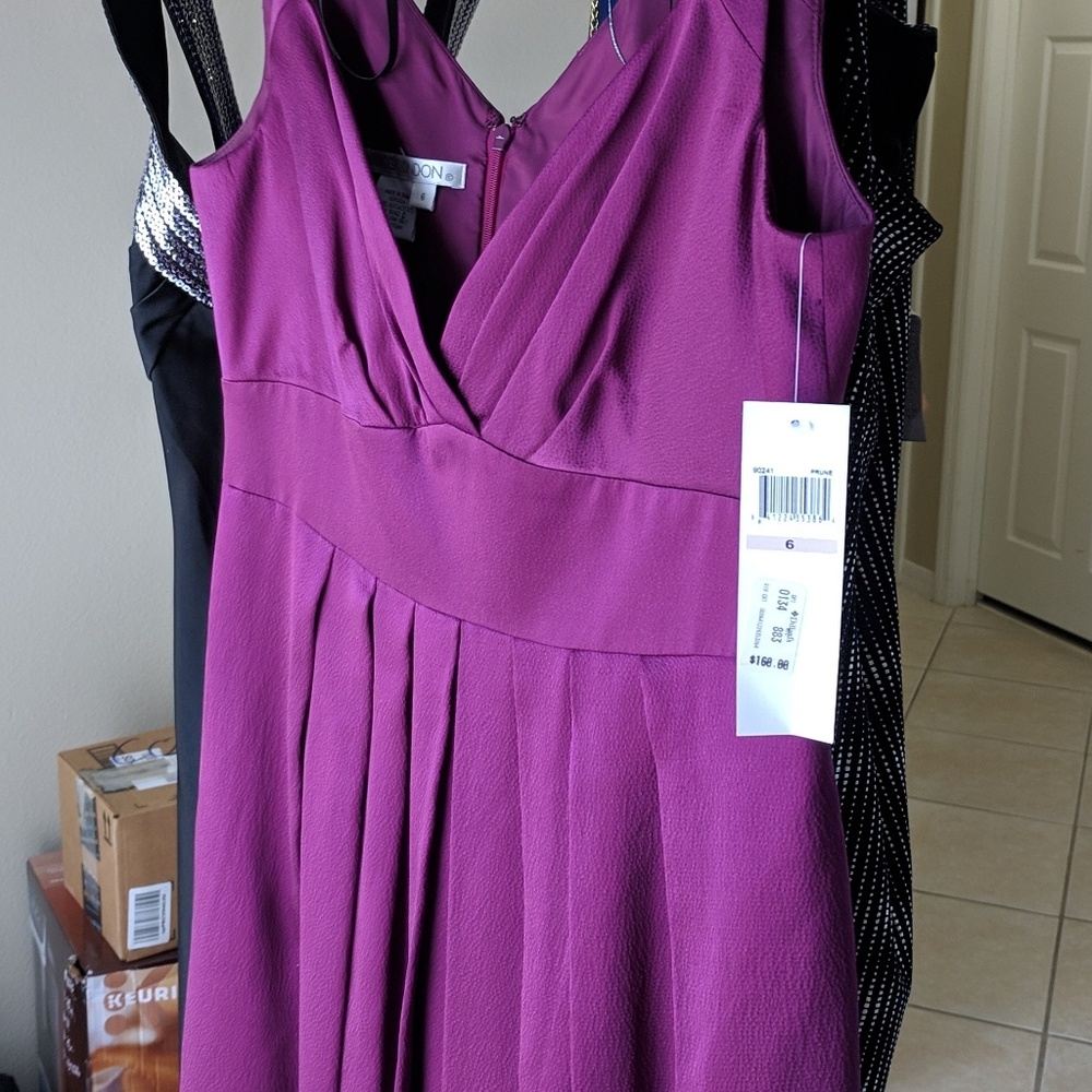 Maggie London purple silk formal prom short dress